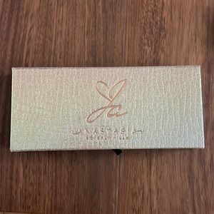 Anastasia Beverly Hills Jackie Aina Palette
